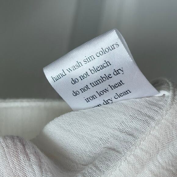 Three‎ Graces London Serena Cotton Wrap Top Sz 8 White Old Money Vacation - Picture 8 of 9